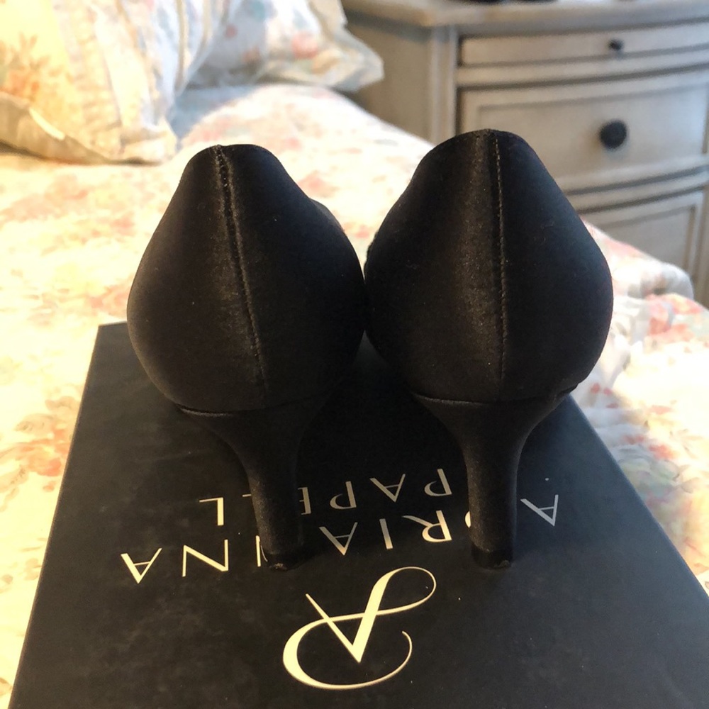 Adrianna Papell Black Satin Heels - Picture 4 of 6